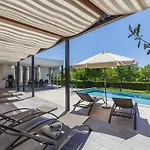 Vila Terra Grigia By Interhome